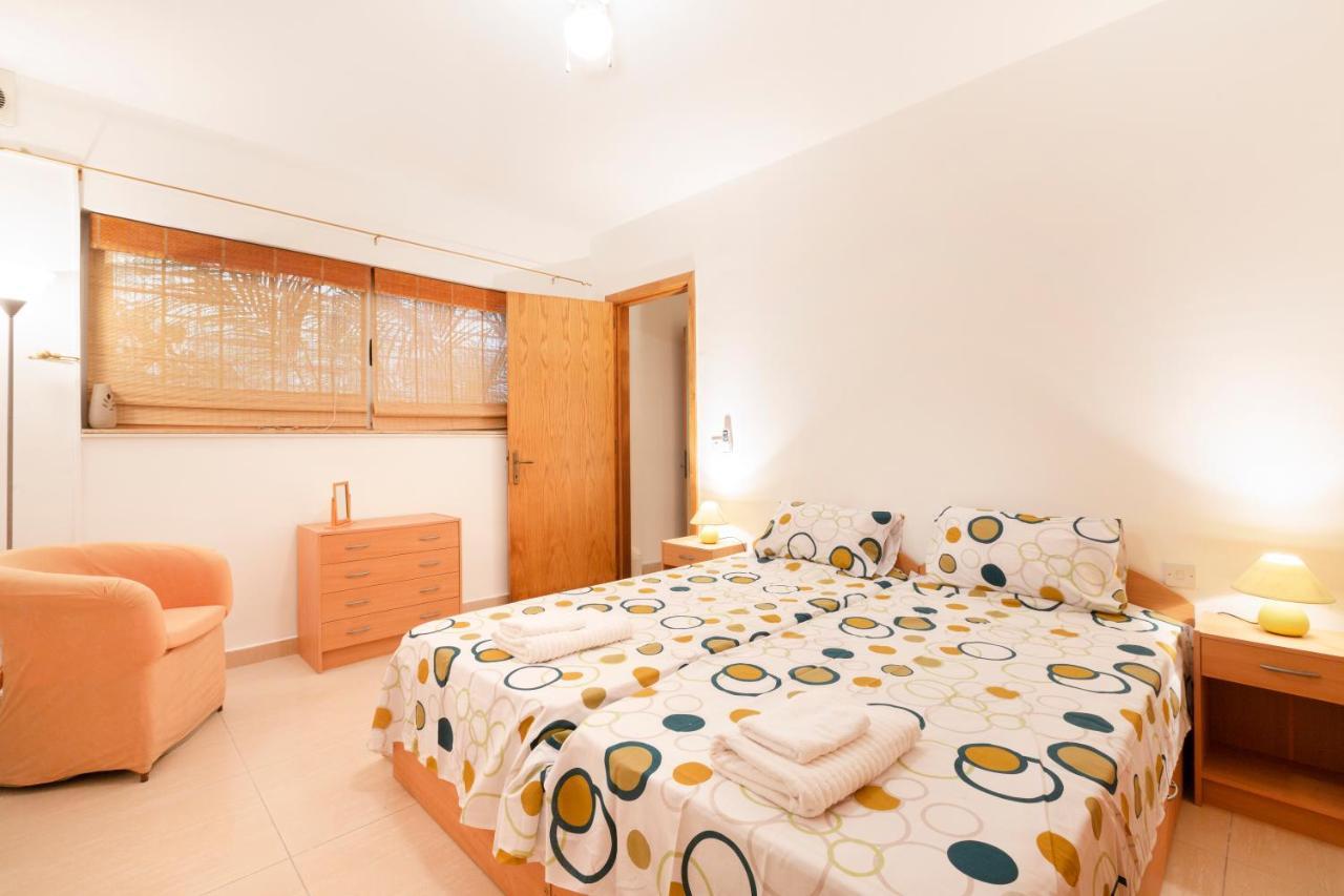 Bv1 - Spacious And Bright - Prime Location Apartment